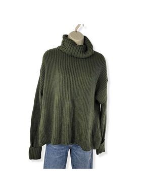 American Rag Green Turtle Neck with lace detail on back M